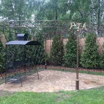 Беседка для виноградной лозы